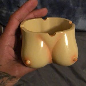 Boobie Ash tray!